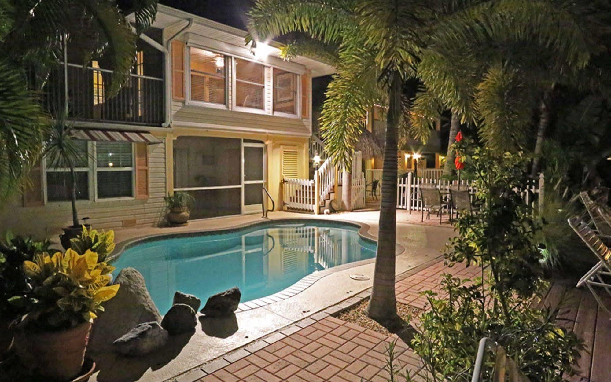 Manatee Bay Inn Fort Myers Beach Exterior foto